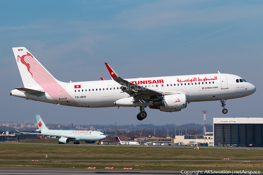 Tunisair Airbus A320-214 (TS-IMW) | Photo 152560