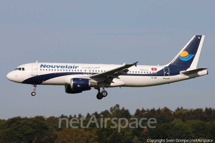 Nouvelair Tunisie Airbus A320-211 (TS-INI) | Photo 36709