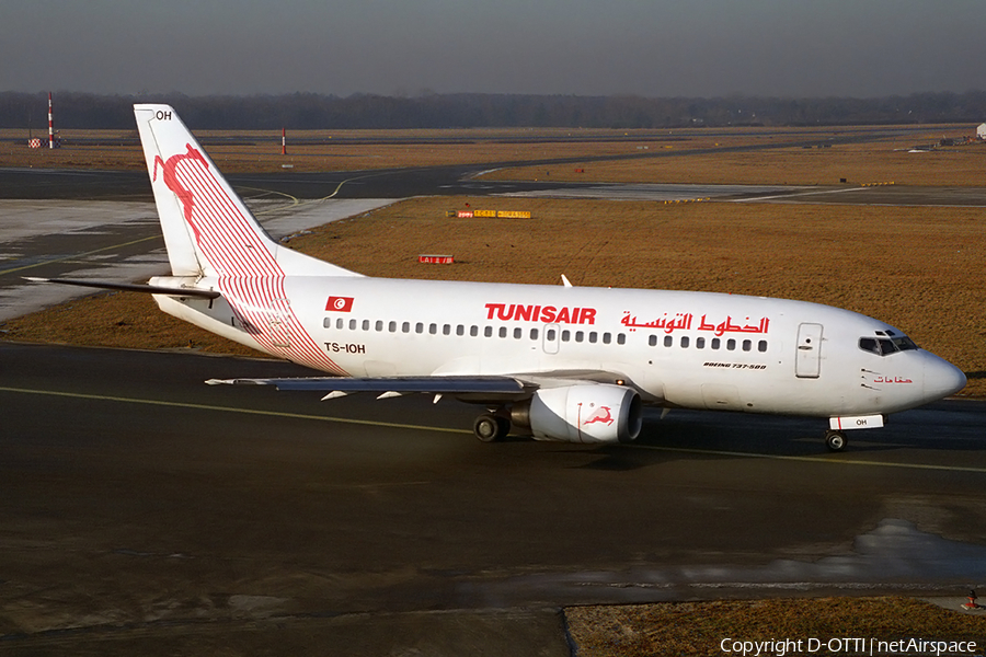 Tunisair Boeing 737-5H3 (TS-IOH) | Photo 175068