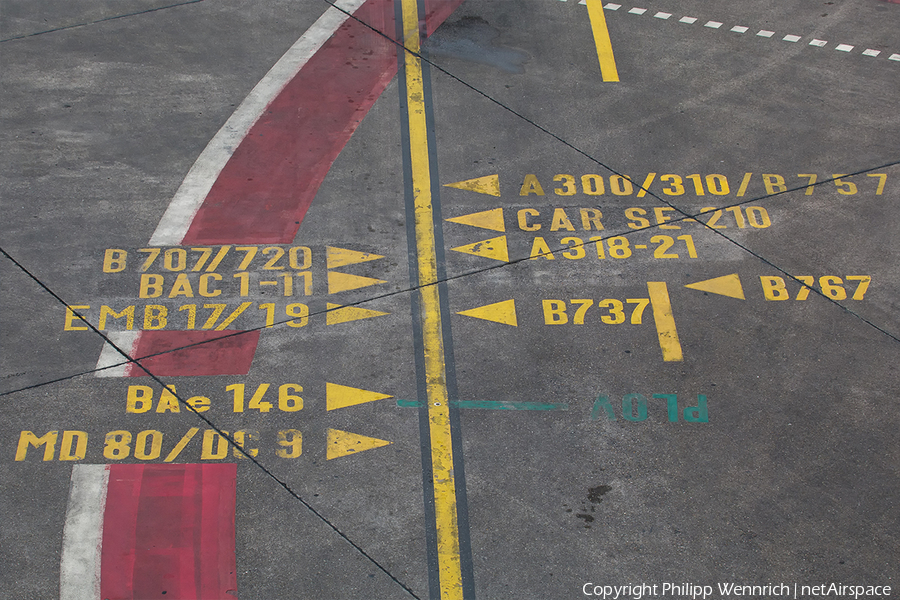 Aviation photo 260625