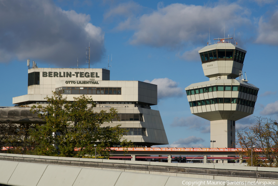 Aviation photo 409496