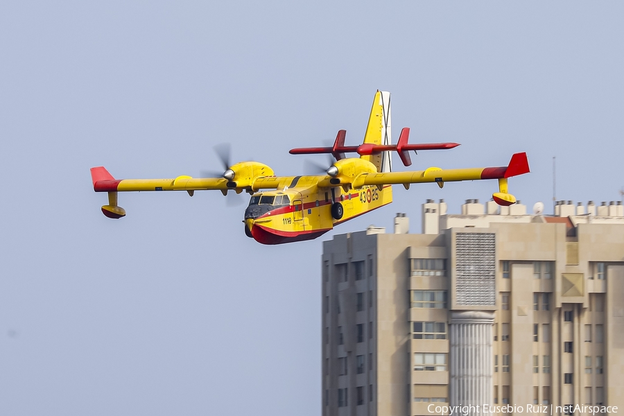 Spanish Air Force (Ejército del Aire) Canadair CL-215T (UD.13-25) | Photo 445574