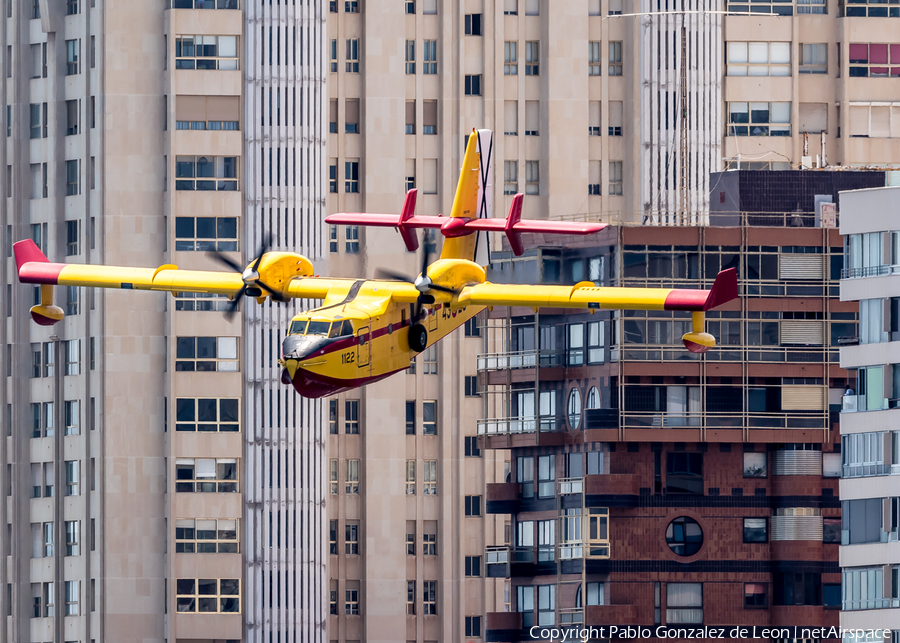 Spanish Air Force (Ejército del Aire) Canadair CL-215T (UD.13-28) | Photo 343923