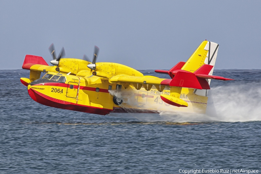 Spanish Air Force (Ejército del Aire) Canadair CL-415 (UD.14-01) | Photo 463647