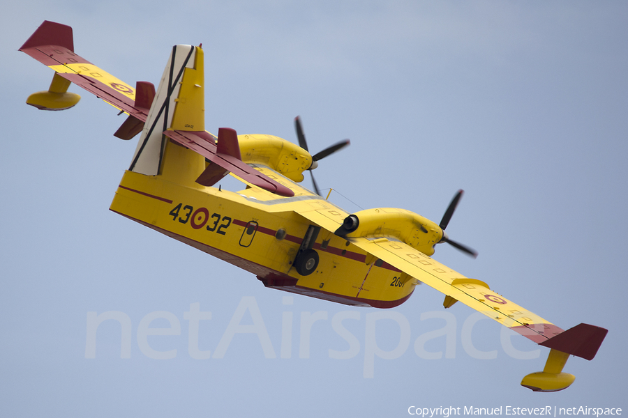 Spanish Air Force (Ejército del Aire) Canadair CL-415 (UD.14-02) | Photo 118449