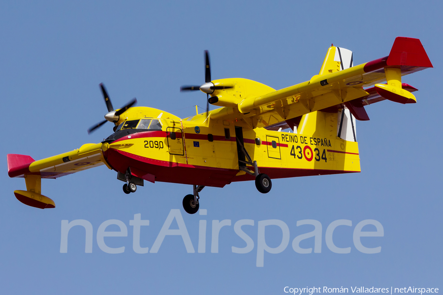 Spanish Air Force (Ejército del Aire) Canadair CL-415 (UD.14-04) | Photo 450864