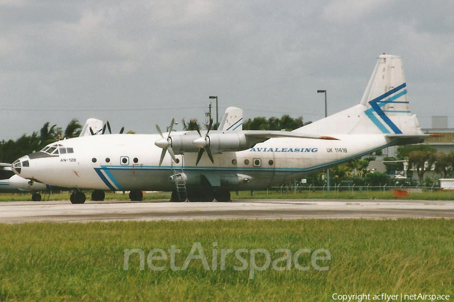 Avialeasing Antonov An-12B (UK-11418) | Photo 403600