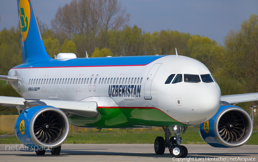 Uzbekistan Airways Airbus A320-251N (UK32022) | Photo 311006