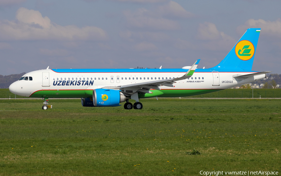 Uzbekistan Airways Airbus A320-251N (UK32022) | Photo 311242