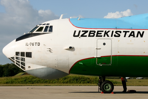 Uzbekistan Airways Ilyushin Il-76TD (UK-76353) at  Rostock-Laage, Germany