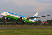 Uzbekistani Government Boeing 787-8(BBJ) (UK001) at  Hamburg - Fuhlsbuettel (Helmut Schmidt), Germany