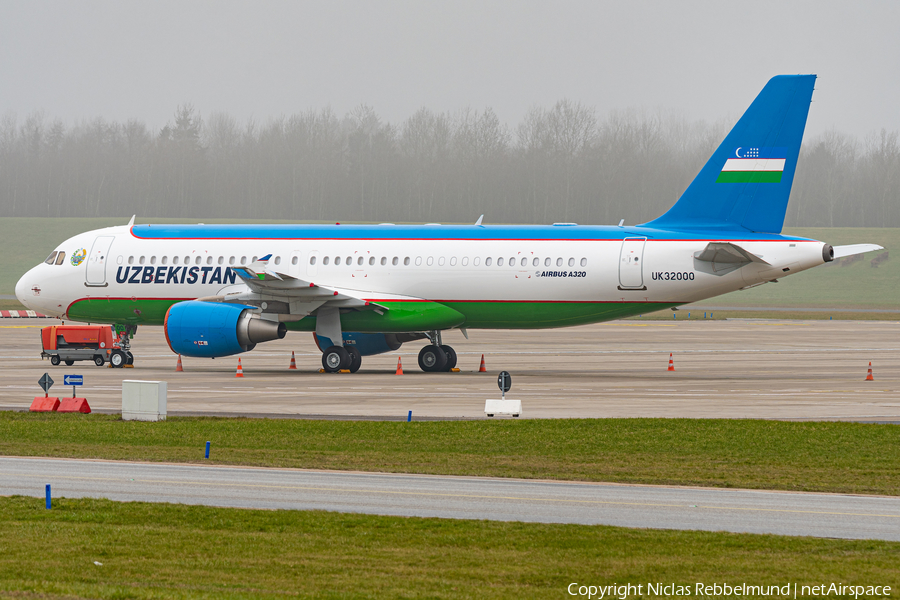 Uzbekistani Government Airbus A320-214 (UK32000) | Photo 554708