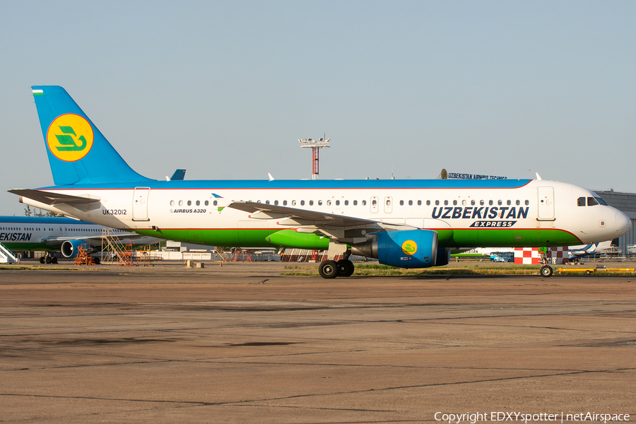 Uzbekistan Express Airbus A320-214 (UK32012) | Photo 507581