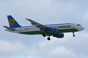 Uzbekistan Airways Airbus A320-214 (UK32019) at  Moscow - Domodedovo, Russia