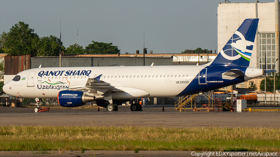 Qanot Sharq Airlines Airbus A320-214 (UK32030) | Photo 507583