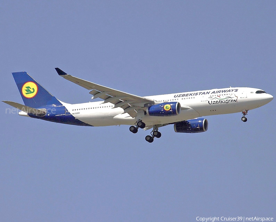 Uzbekistan Airways Airbus A330-243 (UK33020) | Photo 625590