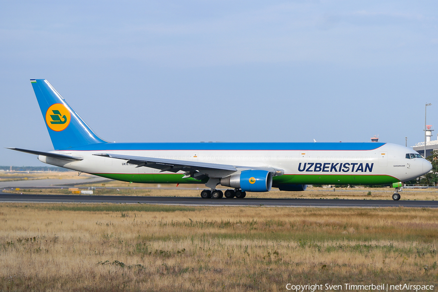 Uzbekistan Airways Boeing 767-33PF(ER) (UK67001) | Photo 102500