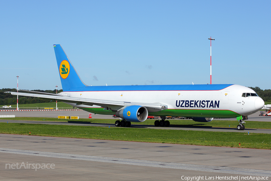 Uzbekistan Airways Cargo Boeing 767-33PF(ER) (UK67002) | Photo 85080