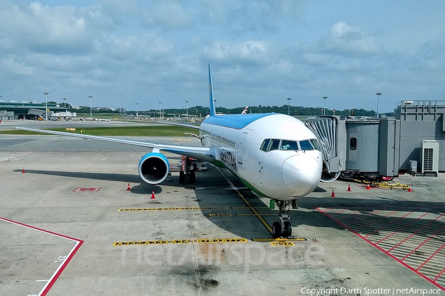 Uzbekistan Airways Boeing 767-33P(ER) (UK67003) | Photo 364841