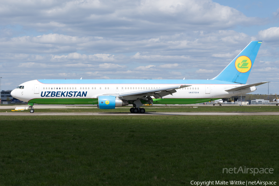 Uzbekistan Airways Boeing 767-33P(ER) (UK67004) | Photo 444432
