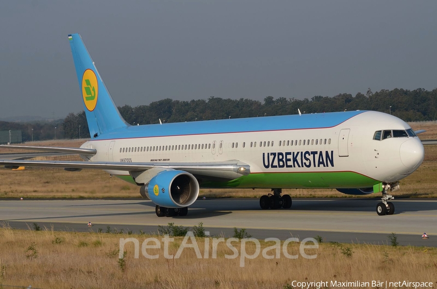 Uzbekistan Airways Boeing 767-33P(ER) (UK67005) | Photo 125767