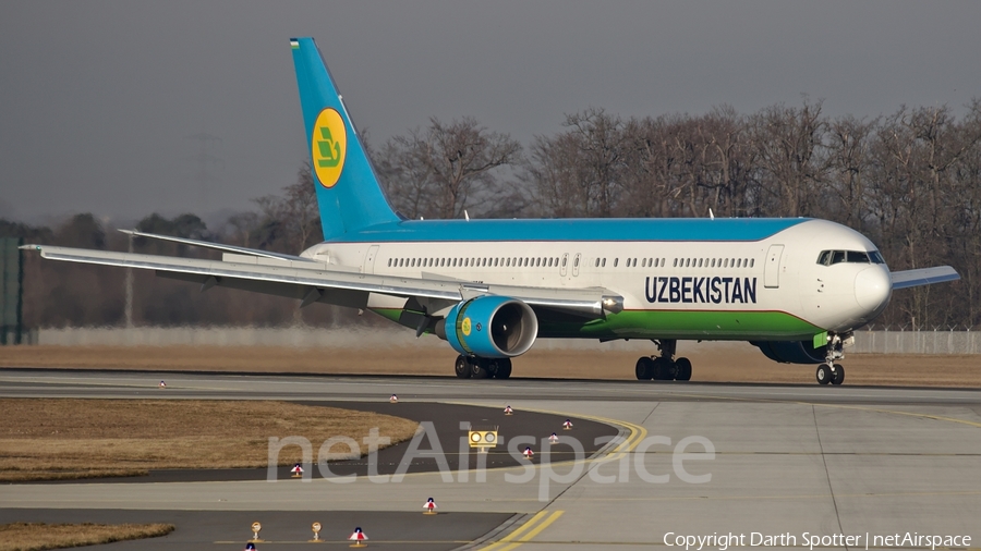 Uzbekistan Airways Boeing 767-33P(ER) (UK67005) | Photo 227428