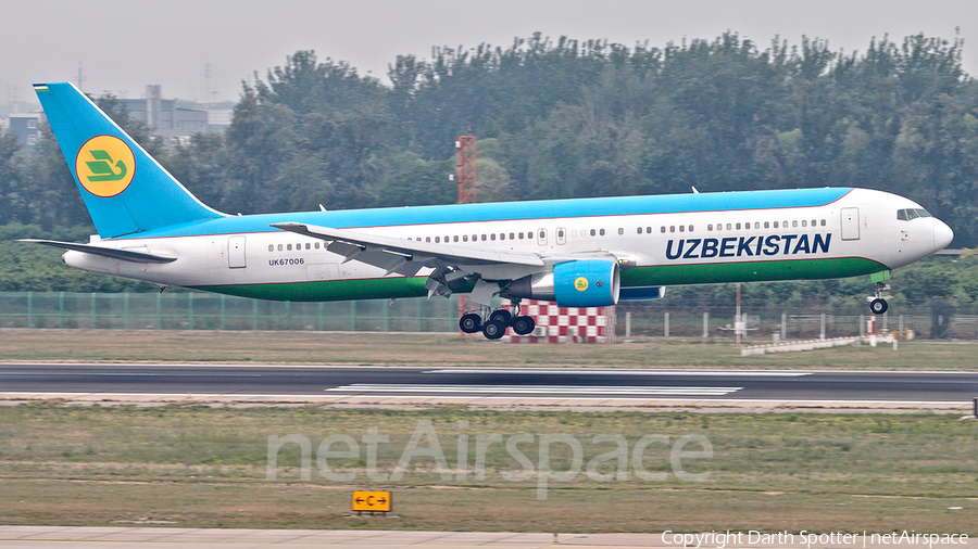 Uzbekistan Airways Boeing 767-33P(ER) (UK67006) | Photo 250821