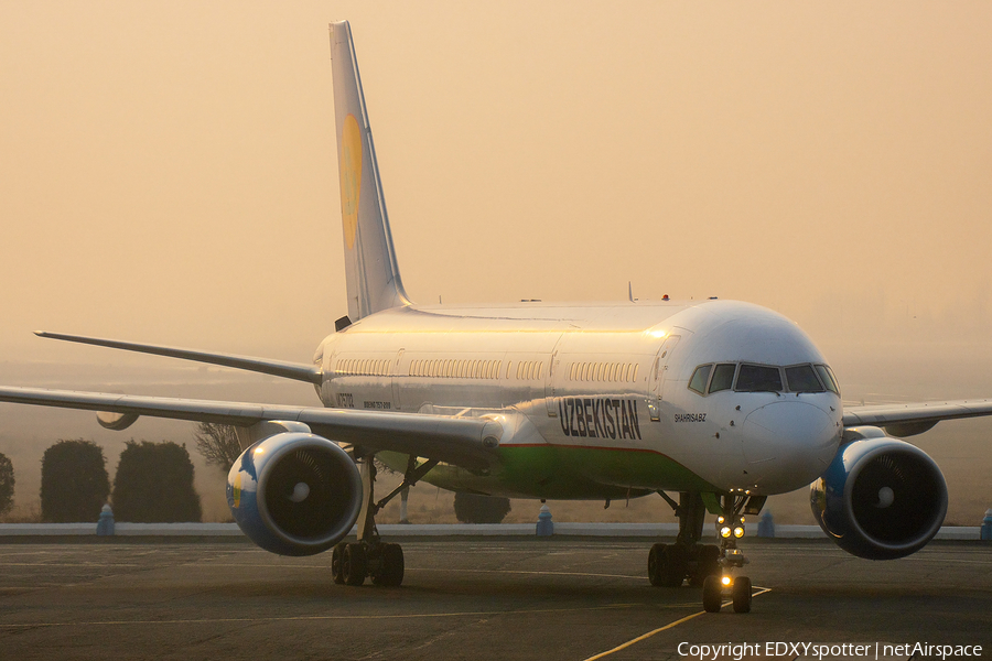 Uzbekistan Airways Boeing 757-23P (UK75702) | Photo 488417