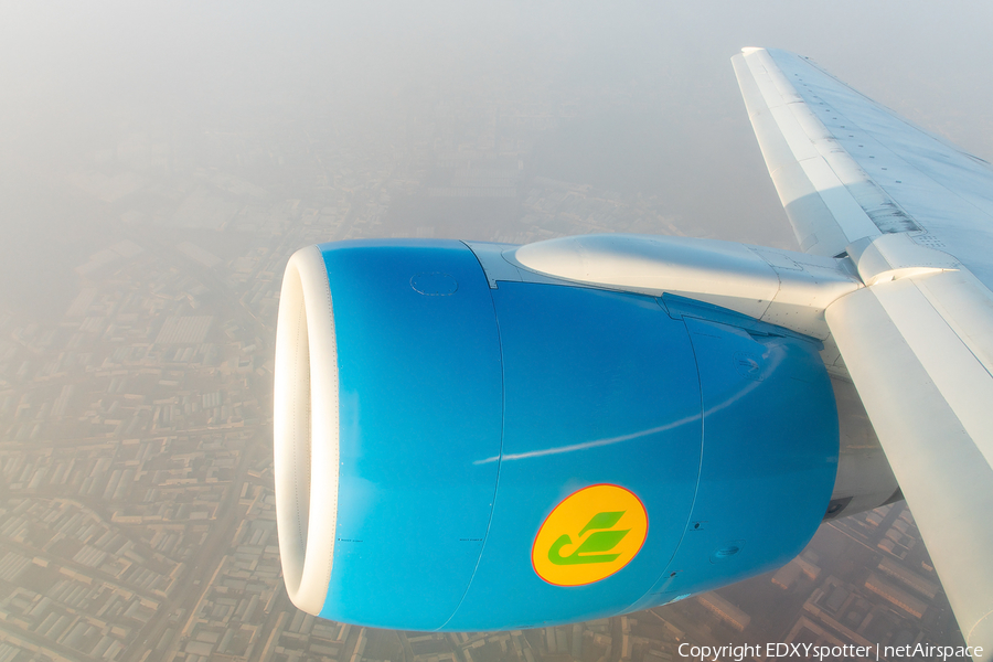Uzbekistan Airways Boeing 757-23P (UK75702) | Photo 488418