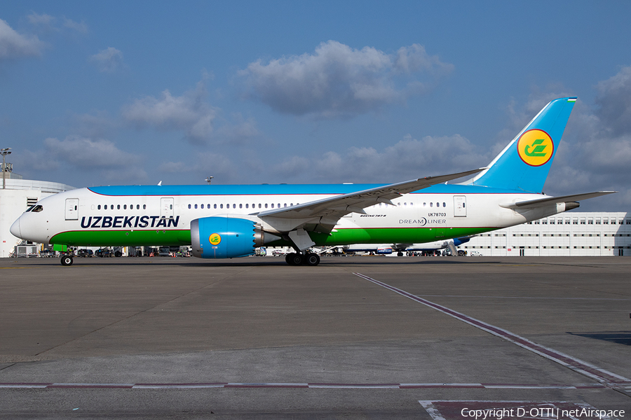Uzbekistan Airways Boeing 787-8 Dreamliner (UK78703) | Photo 592266