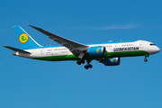 Uzbekistan Airways Boeing 787-8 Dreamliner (UK78706) at  New York - John F. Kennedy International, United States