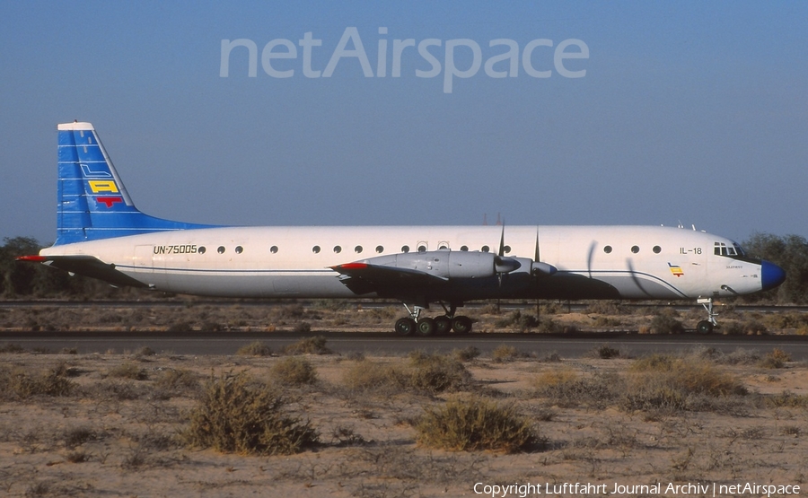 LAT - Lignes Aeriennes du Tschad Ilyushin Il-18D (UN-75005) | Photo 406918