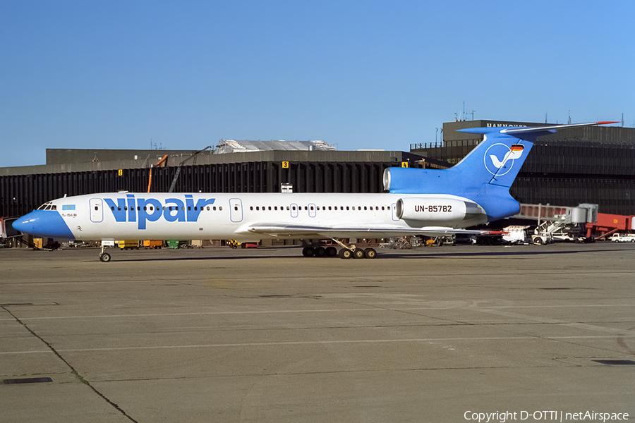 Vipair Tupolev Tu-154M (UN-85782) | Photo 413517