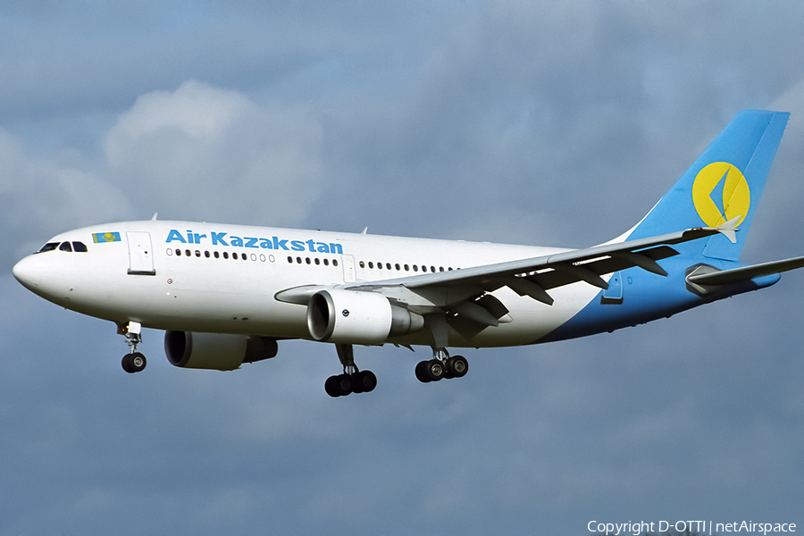 Air Kazakstan Airbus A310-322 (UN-A3101) | Photo 449685