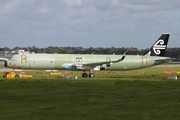 Air New Zealand Airbus A321-271NX (D-AVZA) at  Hamburg - Finkenwerder, Germany