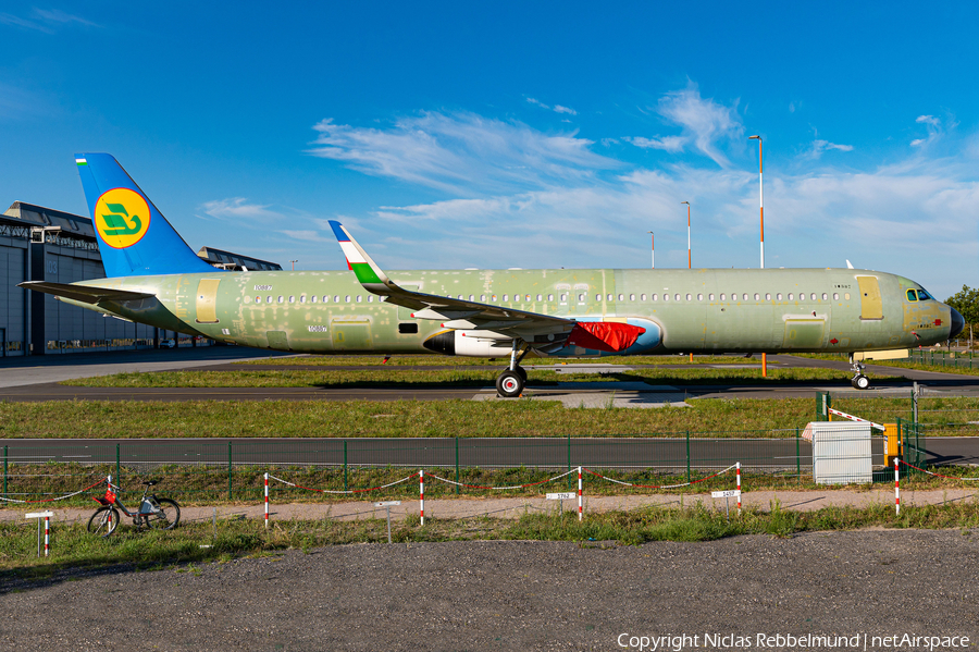 Uzbekistan Airways Airbus A321-253NX (UNMARKED) | Photo 524552
