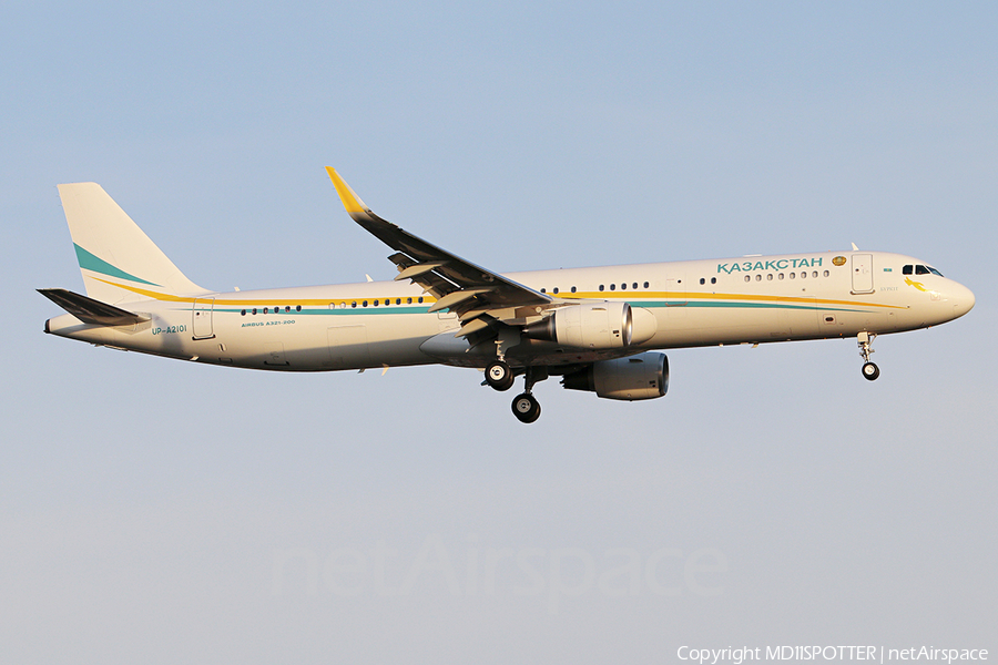 Kazakhstan Government Airbus A321-211 CJ (UP-A2101) | Photo 392602