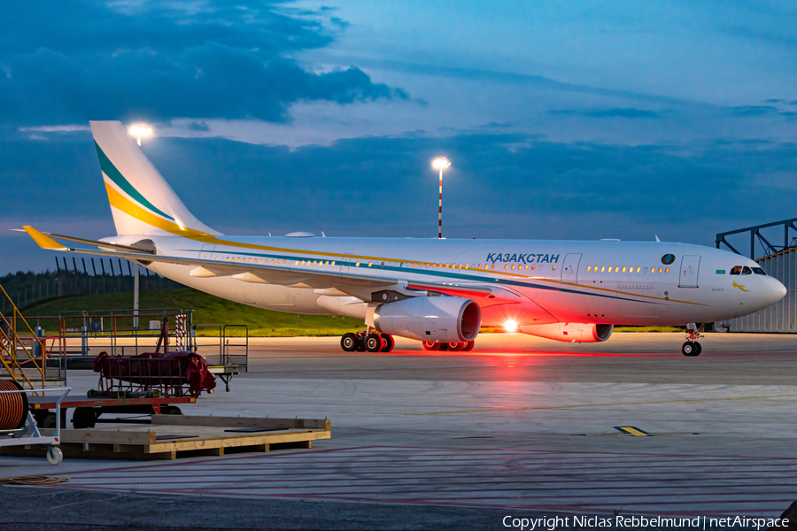 Kazakhstan Government Airbus A330-243(Prestige) (UP-A3001) | Photo 317580