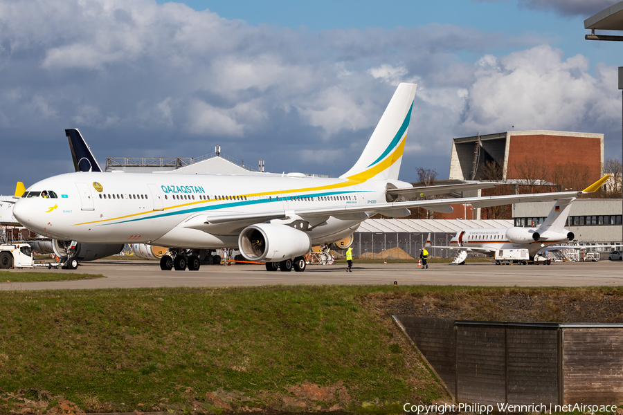 Kazakhstan Government Airbus A330-243(Prestige) (UP-A3001) | Photo 442225
