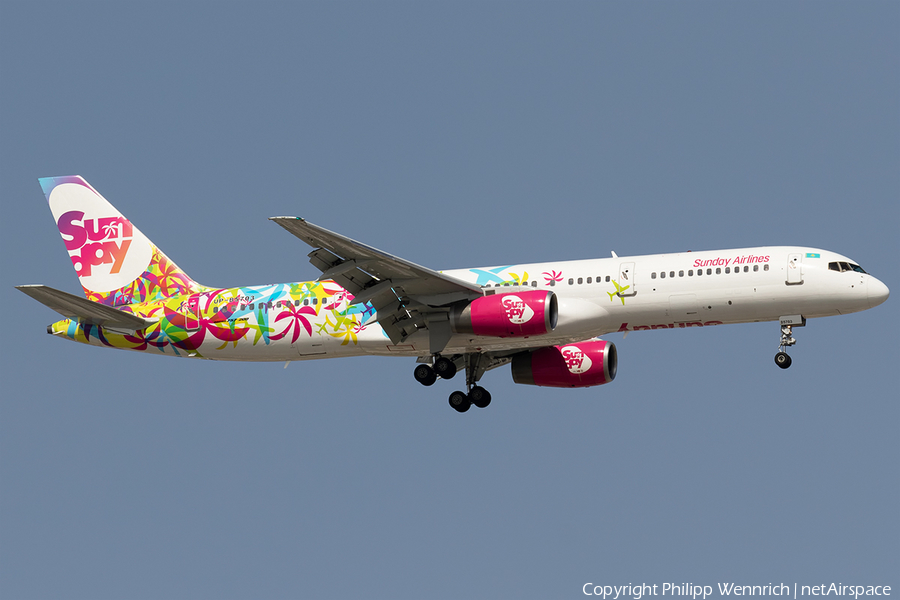 Sunday Airlines Boeing 757-21B (UP-B5703) | Photo 333941