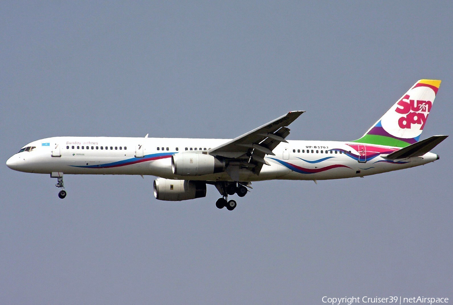 Sunday Airlines Boeing 757-21B (UP-B5703) | Photo 87289