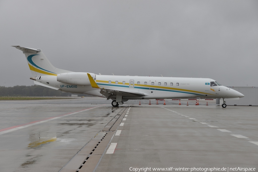 Comlux Kazakhstan Embraer EMB-135BJ Legacy 650 (UP-EM010) | Photo 353986