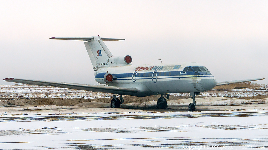 Semeyavia Yakovlev Yak-40K (UP-Y4016) | Photo 273994