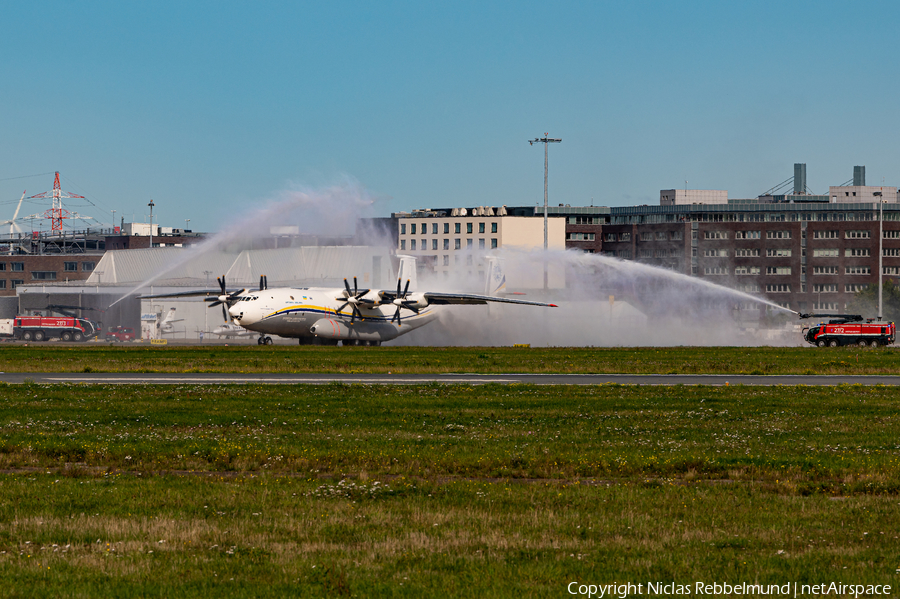 Antonov Airlines Antonov An-22A (UR-09307) | Photo 402685