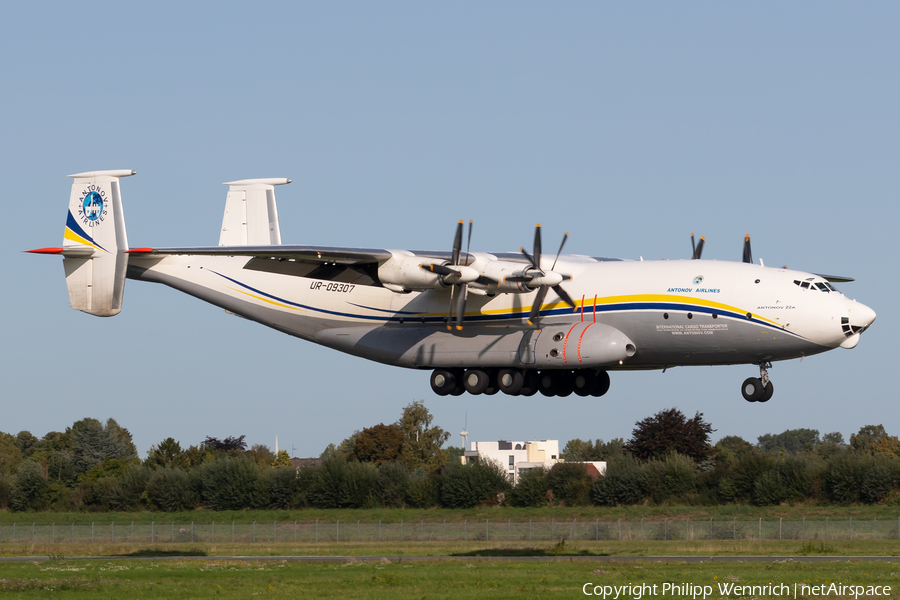 Antonov Airlines Antonov An-22A (UR-09307) | Photo 404039