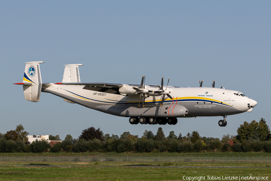 Antonov Airlines Antonov An-22A (UR-09307) | Photo 404260