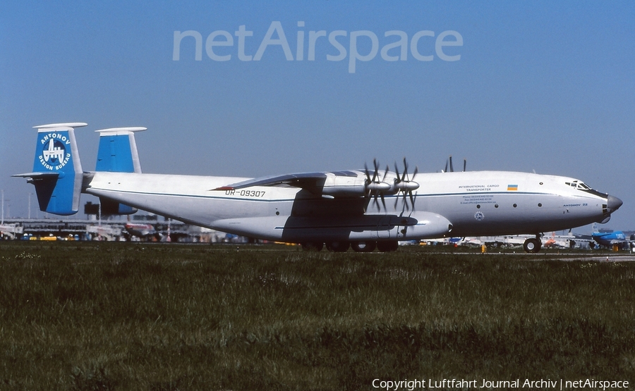 Antonov Design Bureau Antonov An-22A (UR-09307) | Photo 410279