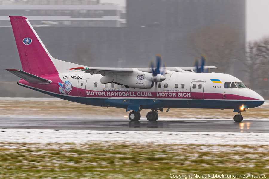 Motor Sich Antonov An-140-100 (UR-14005) | Photo 428532