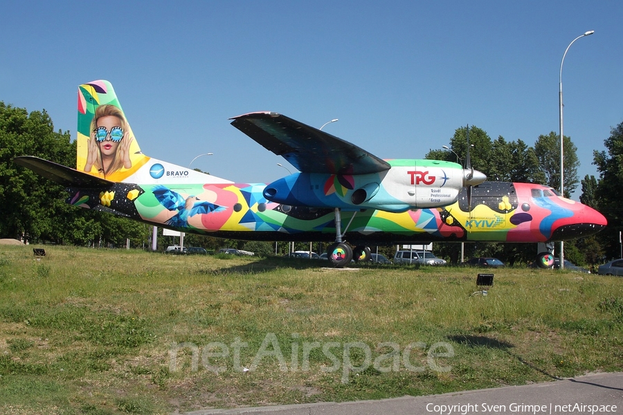 Ukraine National Airlines Antonov An-24B (UR-47287) | Photo 248394