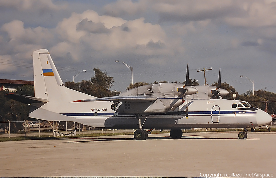 Imperial Air (Peru) Antonov An-32B (UR-48125) | Photo 99653